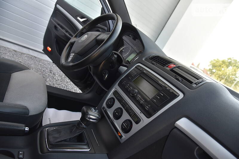 Седан Skoda Octavia 2009 в Дрогобичі