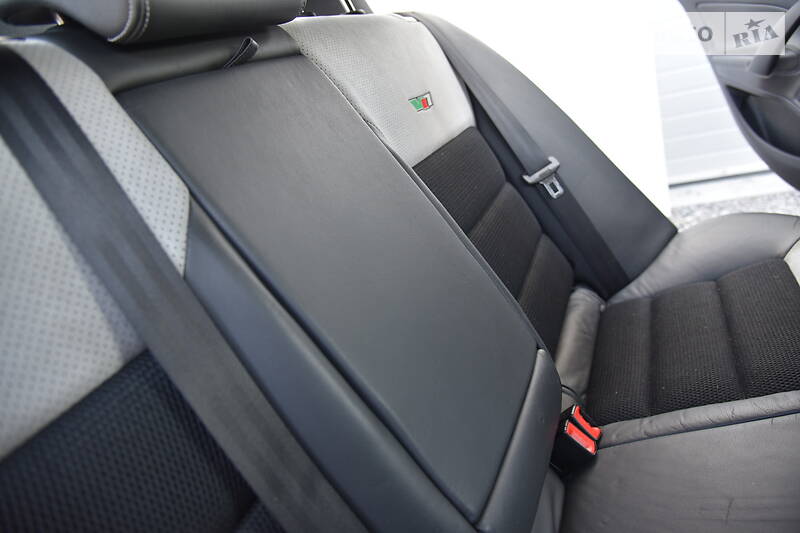 Седан Skoda Octavia 2009 в Дрогобичі