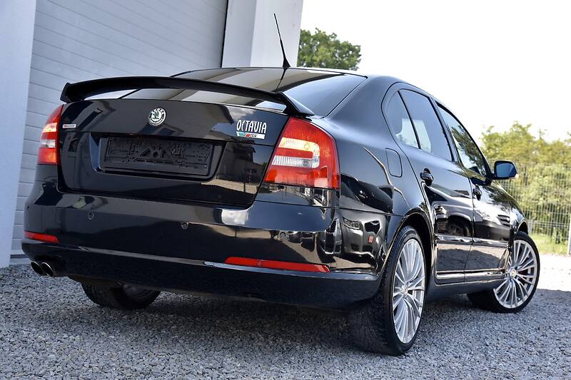 Седан Skoda Octavia 2009 в Дрогобичі