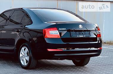 Седан Skoda Octavia 2015 в Одессе