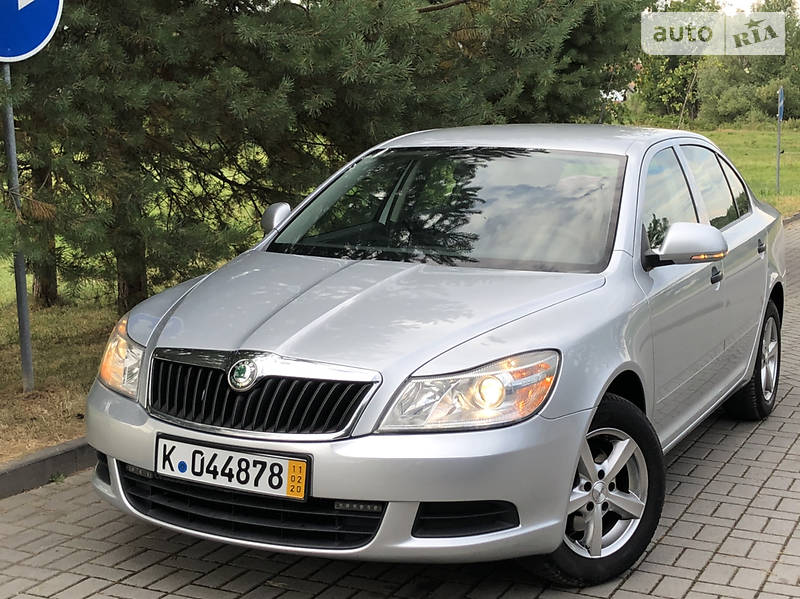 Седан Skoda Octavia 2009 в Дрогобичі