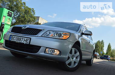 Седан Skoda Octavia 2011 в 