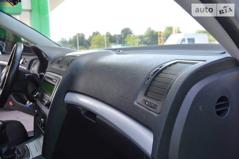 Седан Skoda Octavia 2011 в Дрогобичі