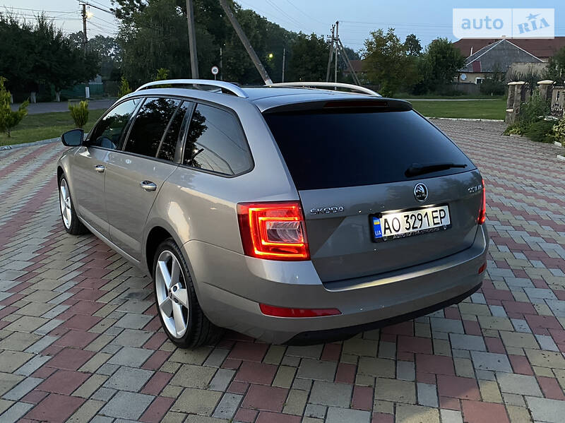 Универсал Skoda Octavia 2013 в Ужгороде