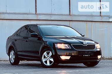 Седан Skoda Octavia 2015 в Одессе