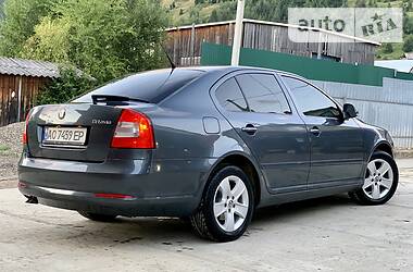 Хэтчбек Skoda Octavia 2009 в Межгорье