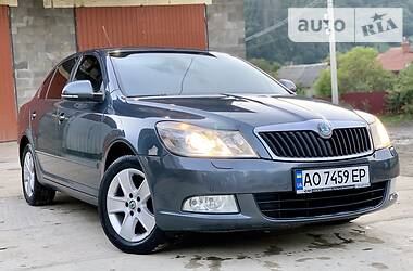 Хэтчбек Skoda Octavia 2009 в Межгорье