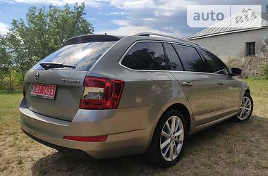 Універсал Skoda Octavia 2015 в 