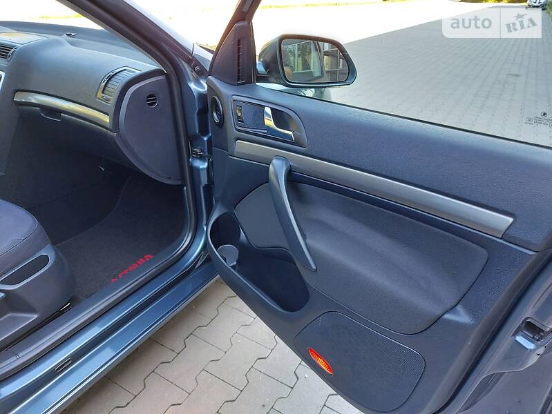 Универсал Skoda Octavia 2006 в Белой Церкви