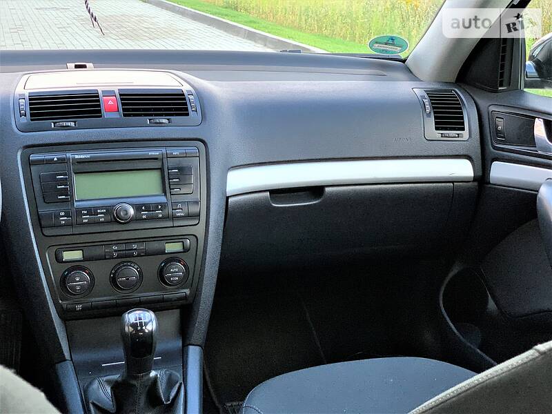 Універсал Skoda Octavia 2006 в Рівному