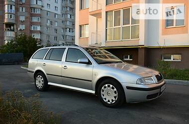 Универсал Skoda Octavia 2003 в Киеве