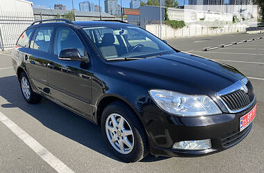 Универсал Skoda Octavia 2010 в Киеве