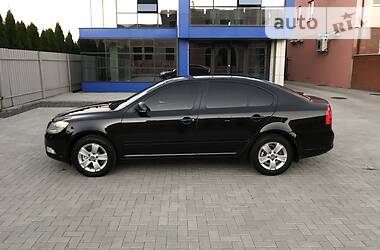 Седан Skoda Octavia 2010 в Мукачево