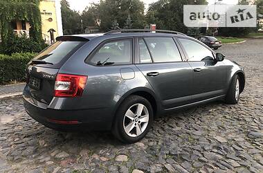 Универсал Skoda Octavia 2017 в Луцке