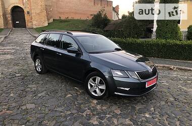 Универсал Skoda Octavia 2017 в Луцке