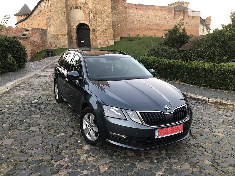 Универсал Skoda Octavia 2017 в Луцке