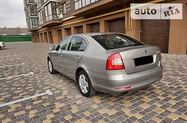 Седан Skoda Octavia 2011 в Виннице