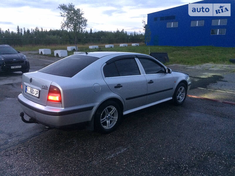 Седан Skoda Octavia 1999 в Ивано-Франковске