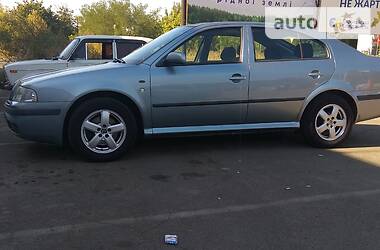 Лифтбек Skoda Octavia 2002 в Краматорске