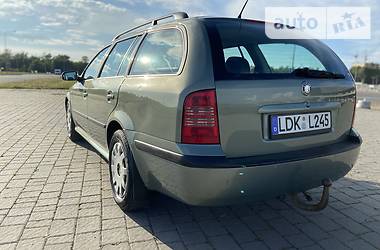 Универсал Skoda Octavia 2002 в Львове