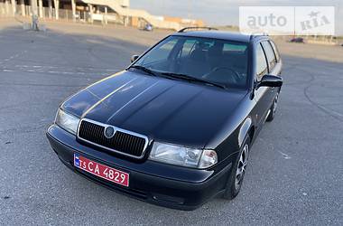 Универсал Skoda Octavia 2000 в Львове