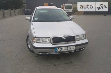 Седан Skoda Octavia 1999 в Ужгороде