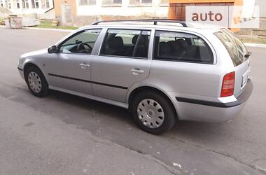 Универсал Skoda Octavia 2010 в Полтаве