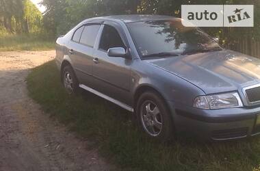 Седан Skoda Octavia 2003 в Житомире