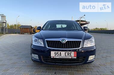 Седан Skoda Octavia 2011 в Иршаве