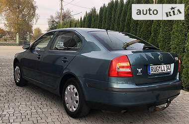 Седан Skoda Octavia 2006 в Самборе