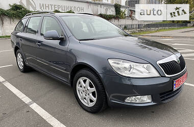 Универсал Skoda Octavia 2012 в Киеве