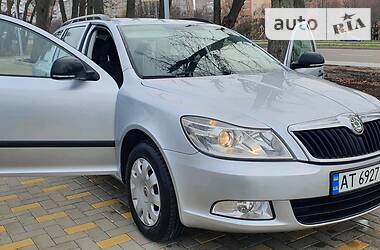 Универсал Skoda Octavia 2012 в Виннице