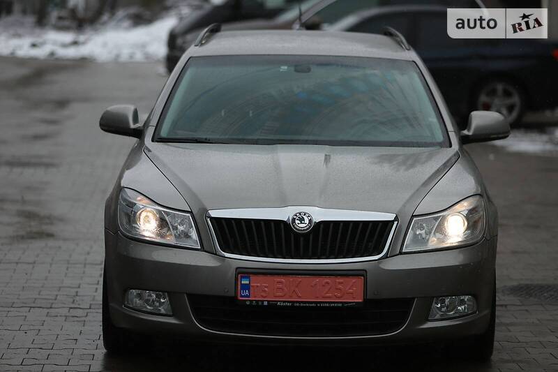 Универсал Skoda Octavia 2009 в Умани