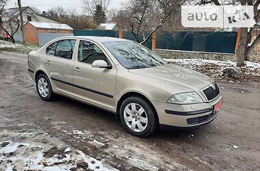 Хэтчбек Skoda Octavia 2005 в 