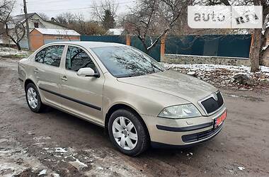 Хэтчбек Skoda Octavia 2005 в 