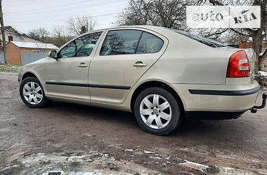 Хэтчбек Skoda Octavia 2005 в 