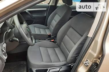 Хэтчбек Skoda Octavia 2005 в 