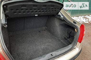Хэтчбек Skoda Octavia 2005 в 