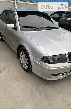 Лифтбек Skoda Octavia 2008 в Днепре