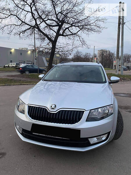 Универсал Skoda Octavia 2014 в Львове