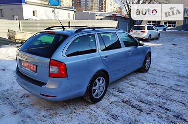 Универсал Skoda Octavia 2009 в Черновцах