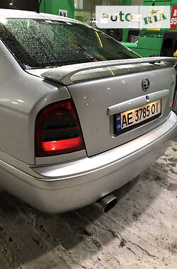 Лифтбек Skoda Octavia 2001 в Днепре