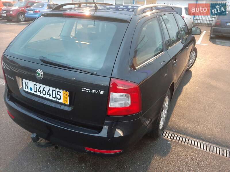 Универсал Skoda Octavia 2010 в Ужгороде