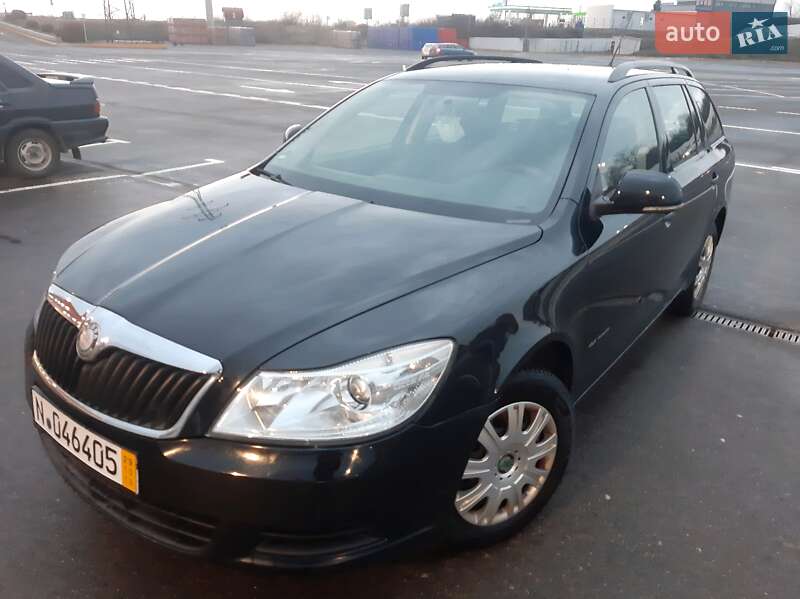 Универсал Skoda Octavia 2010 в Ужгороде