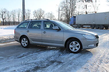 Универсал Skoda Octavia 2010 в Сумах