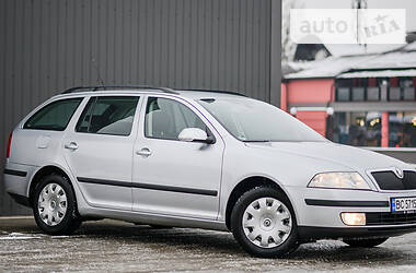 Универсал Skoda Octavia 2008 в Дрогобыче