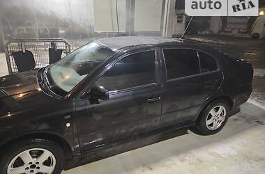 Лифтбек Skoda Octavia 2003 в Киеве