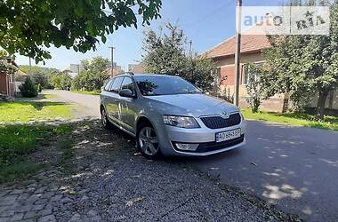 Универсал Skoda Octavia 2014 в Ужгороде