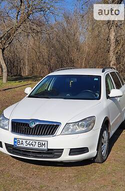 Универсал Skoda Octavia 2012 в Кропивницком