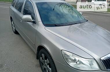 Універсал Skoda Octavia 2009 в Черкасах